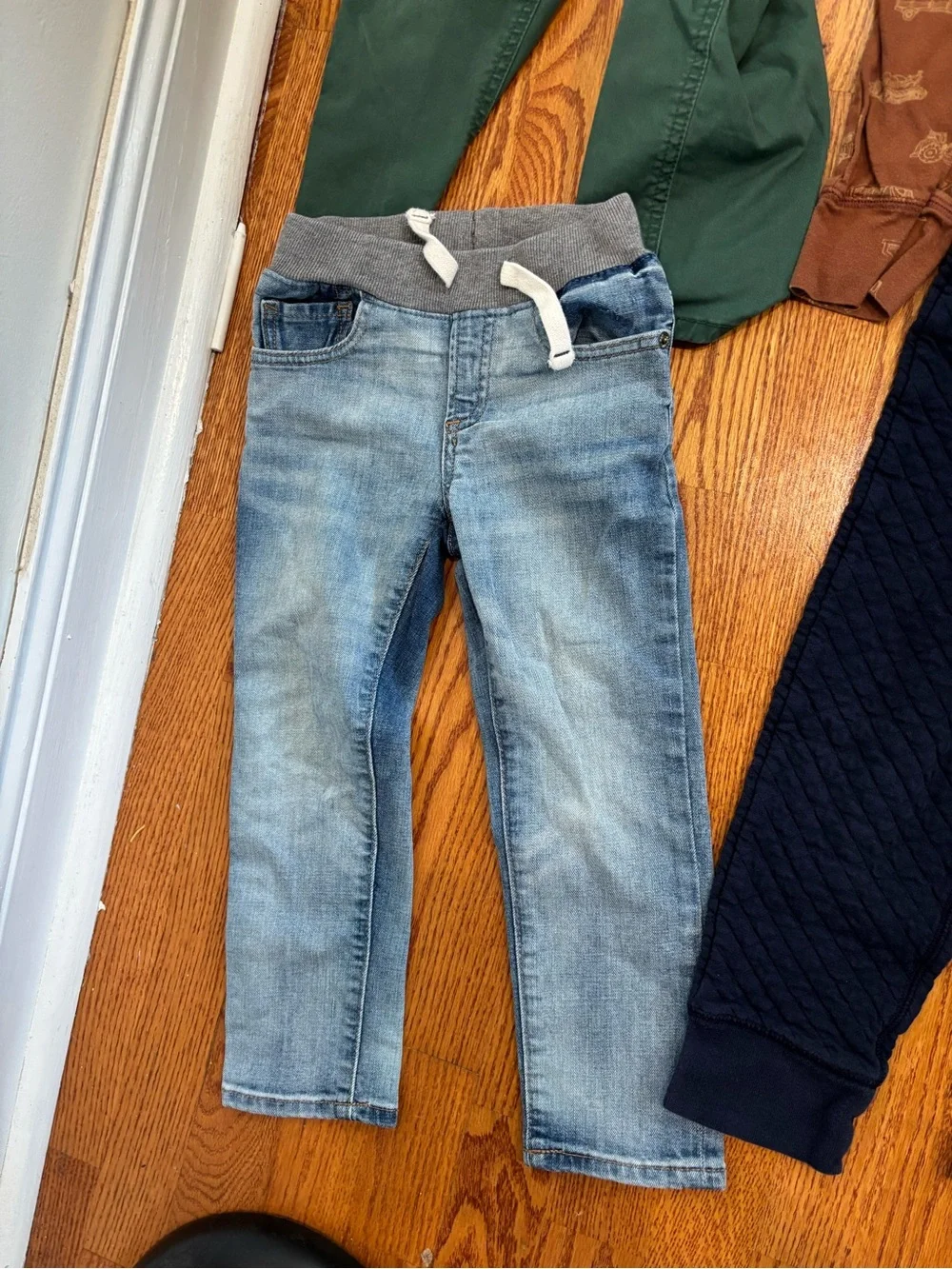 Gap boys long pants 4T jeans quilted green and truck print